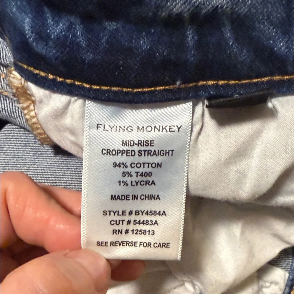 Flying Monkey Mid Rise Cropped Jeans Size 31 Distressed Raw Hem